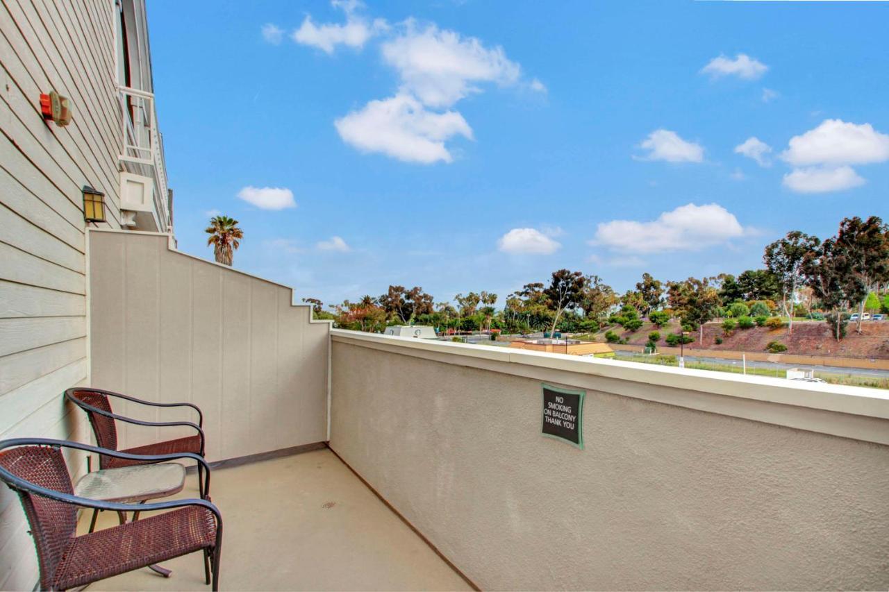 Best Western Plus Marina Shores Hotel Dana Point Dış mekan fotoğraf